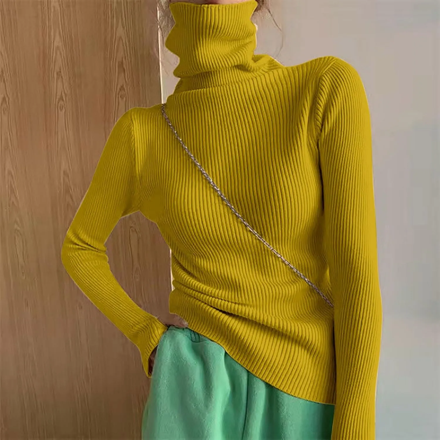 Women Turtleneck Sweaters Oversized Loose Fit Thumb Holes Sweater Trendy Warm Long Sleeve Ribbed Knit Pullover Jumper