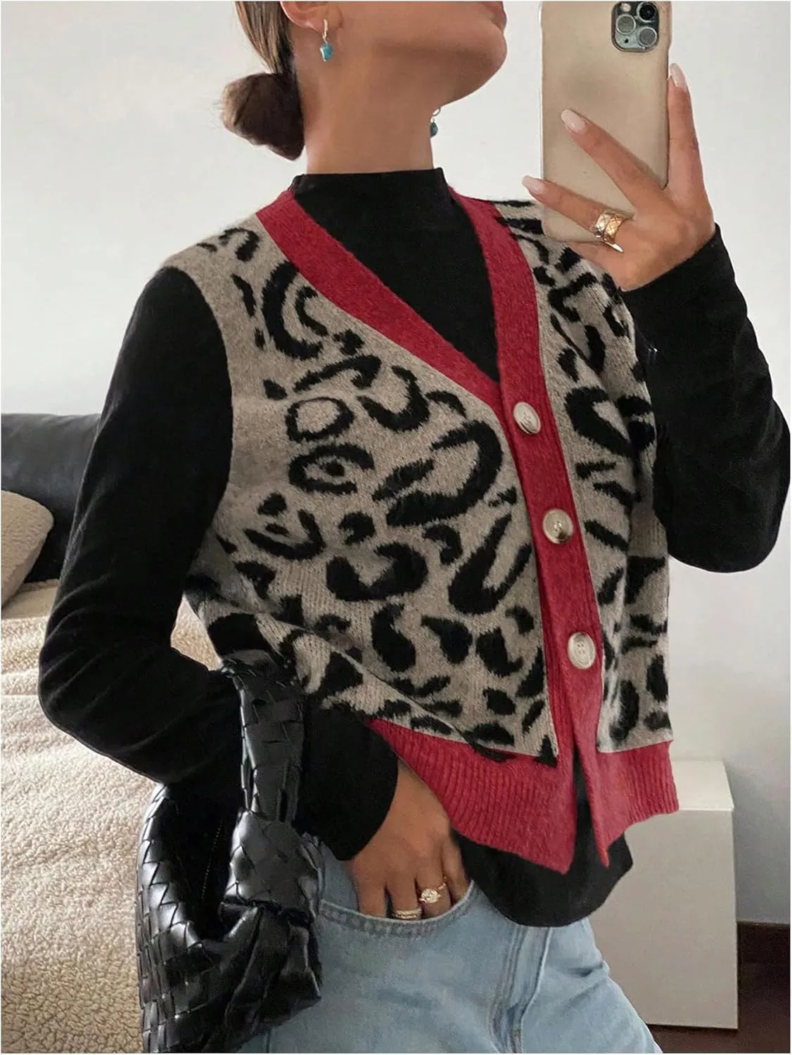 Women's Y2k Leopard Print Sweater Vest Cheetah Sleeveless Button Down V Neck Casual Knit Tank Tops