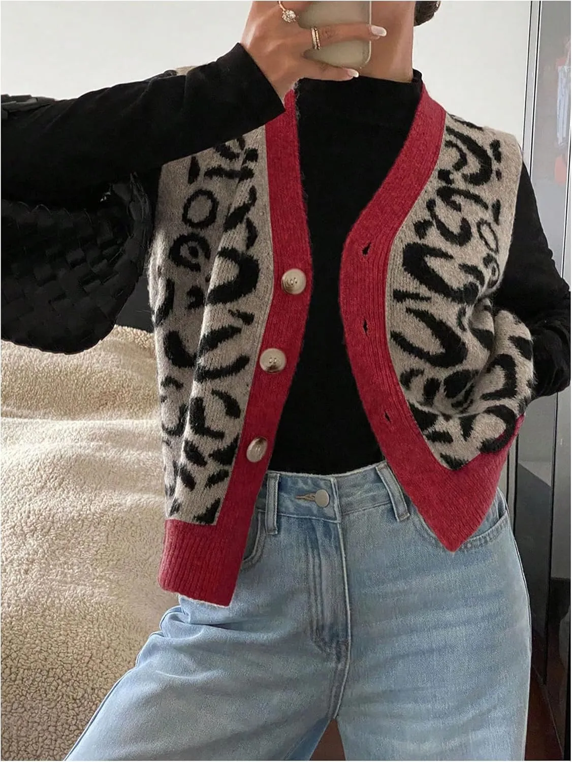 Women's Y2k Leopard Print Sweater Vest Cheetah Sleeveless Button Down V Neck Casual Knit Tank Tops