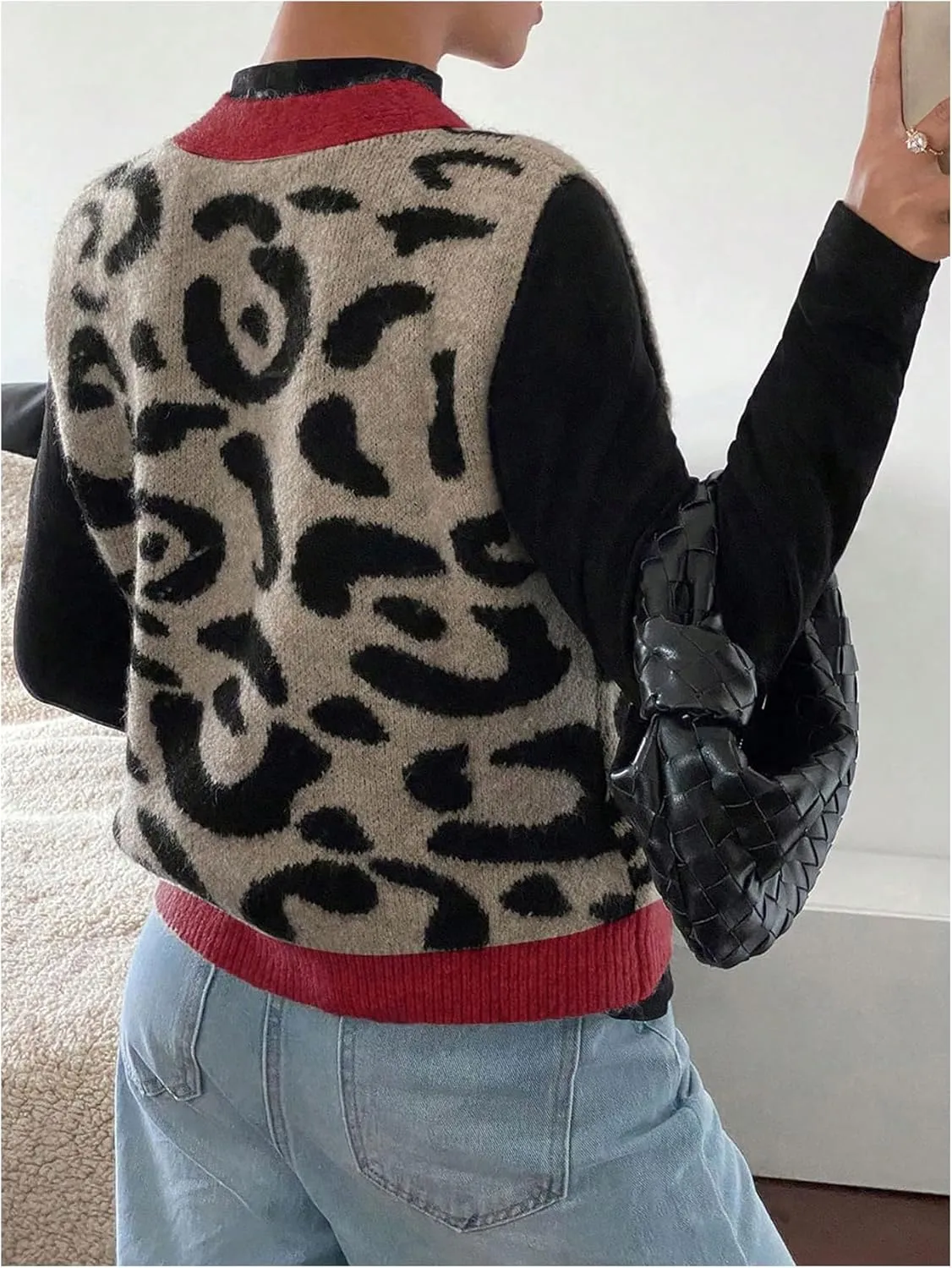 Women's Y2k Leopard Print Sweater Vest Cheetah Sleeveless Button Down V Neck Casual Knit Tank Tops